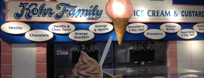 Kohr Family Ice Cream and Custard is one of Posti che sono piaciuti a Allison.