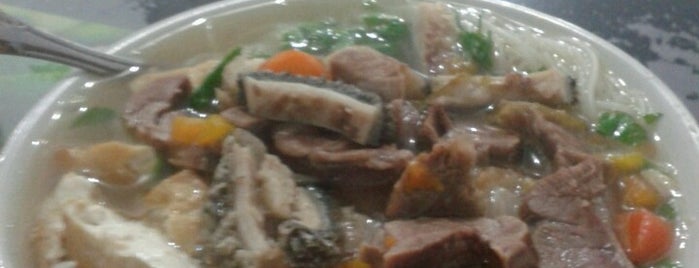 Rumah BAKSO is one of Medan Culinary World.