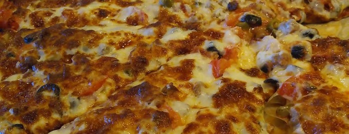 Dan's pizza is one of The 9 Best Places for Pizza in Clear Lake, Houston.