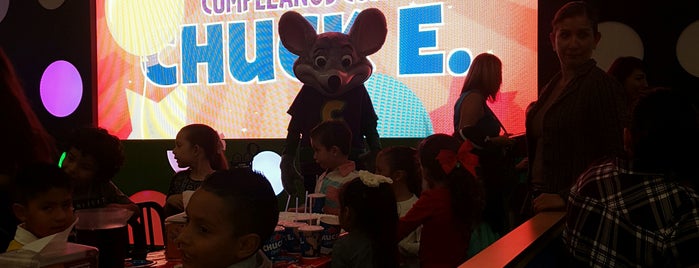Chuck E. Cheese's is one of Suburns, Lopez Mateos Sur, GDL.