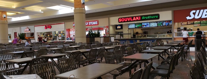 Walden Galleria Mall Food Court is one of Favorite Food.
