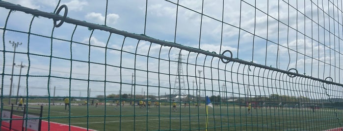 ローヴァーズ ドリームフィールド is one of 廃校転用したサッカーグラウンド.