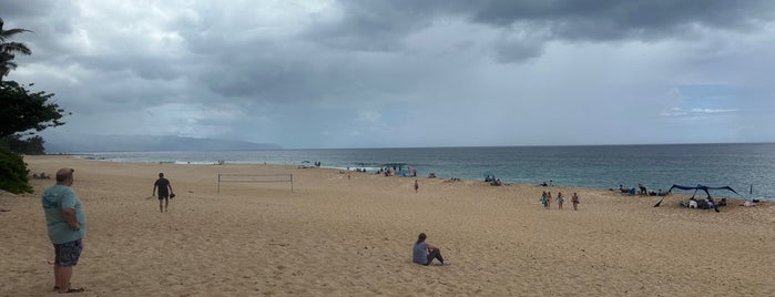 Banzai Pipeline is one of Hawaii 2019.