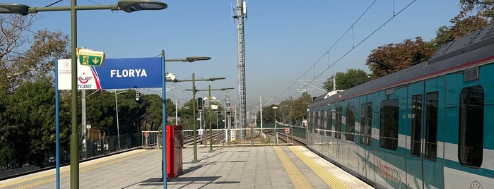 Florya Tren İstasyonu is one of Tren İstasyonları.