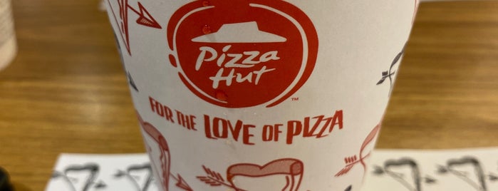Pizza Hut is one of Amo ❤.