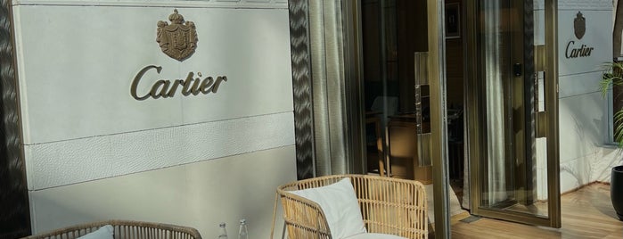 Cartier is one of petek'in Beğendiği Mekanlar.