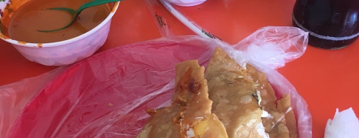 Quesadillas Yolis is one of Posti che sono piaciuti a Rocio.