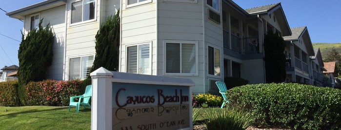 Cayucos Beach Inn is one of Selinさんのお気に入りスポット.