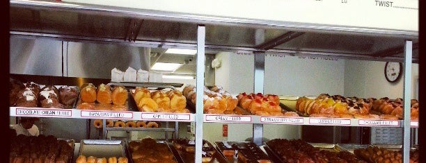 Shipley Do-Nuts is one of Camila’s Liked Places.