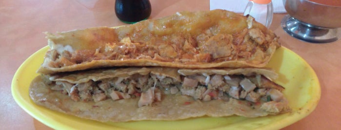 El Quesadillón Loco is one of Alleさんの保存済みスポット.