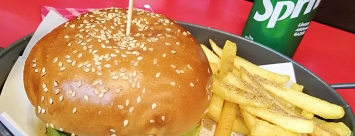 LOQUM BURGER is one of Istanbul - Cafe&Restaurant.