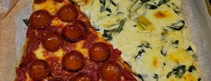 Artichoke Basille's Pizza is one of Brooklyn.