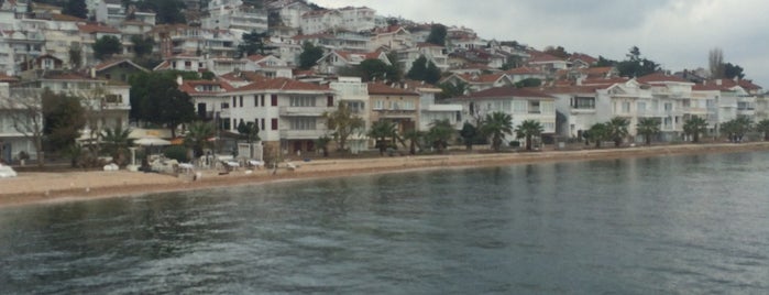Kınalıada Sahili is one of Mustafa 님이 좋아한 장소.