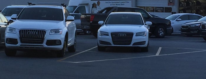 Rick Case Audi Gwinnett is one of สถานที่ที่ PrimeTime ถูกใจ.