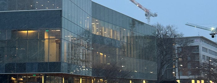 Scarfe Building (UBC) is one of UBC.
