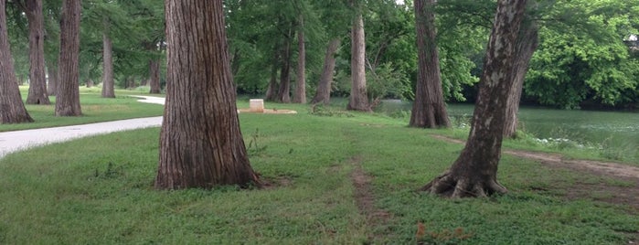 Nature Trail is one of Orte, die Miriam gefallen.