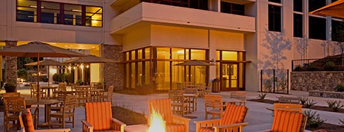 Emory Conference Center Hotel is one of Locais salvos de Chandrima.