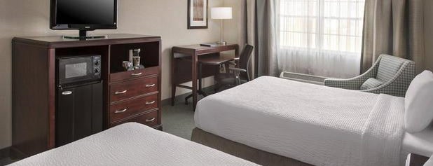 Fairfield Inn & Suites by Marriott Great Barrington Lenox/Berkshires is one of Pilgrim 🛣 : понравившиеся места.