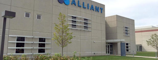 Alliant Credit Union - Chicago is one of Lugares favoritos de Nancy.