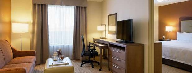Homewood Suites by Hilton is one of Locais curtidos por Joanna.