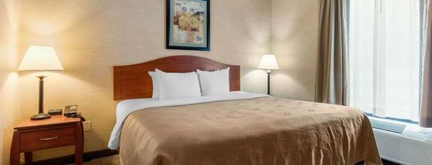 Quality Inn & Suites Benton - Draffenville is one of Ronald 님이 좋아한 장소.