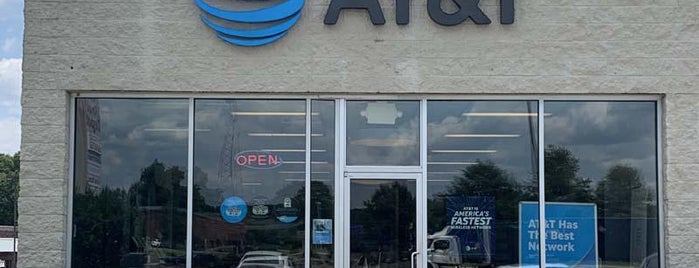 AT&T is one of Chesterさんのお気に入りスポット.