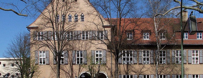 Berlin International School is one of Berlin Schools.