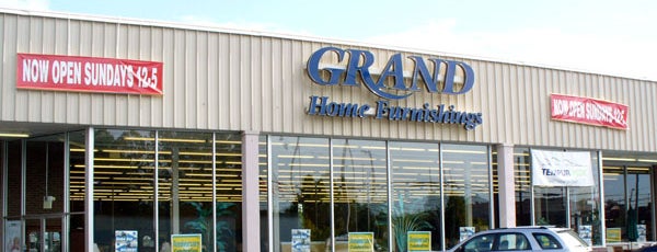 Grand Home Furnishings is one of Adrさんのお気に入りスポット.