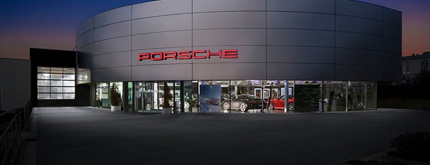 Porsche Zentrum Bayreuth is one of fix it.