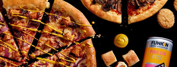 Pizza Hut is one of Marlyn Guzman : понравившиеся места.