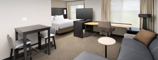 Residence Inn by Marriott Modesto North is one of Lugares favoritos de John.