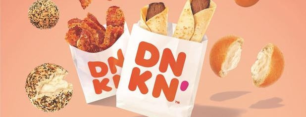 Dunkin' is one of Mosesさんのお気に入りスポット.