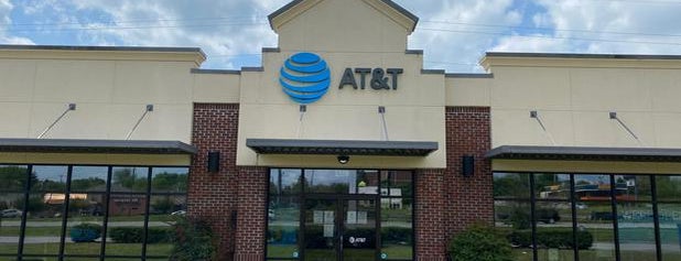 AT&T is one of Tempat yang Disukai Chad.