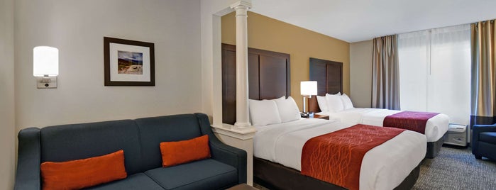 Comfort Inn & Suites is one of Previous hotel stays.