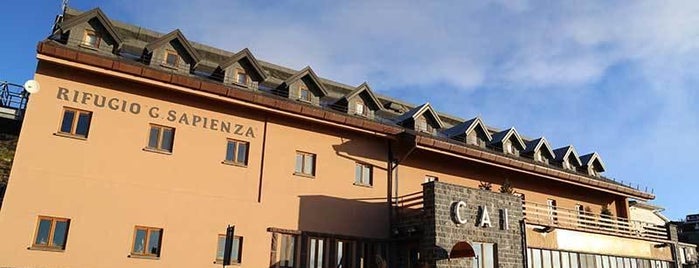 Rifugio Sapienza Albergo Ristorante is one of สถานที่ที่ Stefan ถูกใจ.