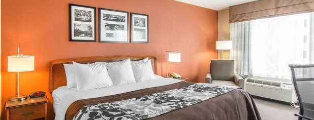Sleep Inn Southpoint is one of Lugares favoritos de Jessica.