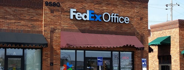 FedEx Office Print & Ship Center is one of James'in Beğendiği Mekanlar.