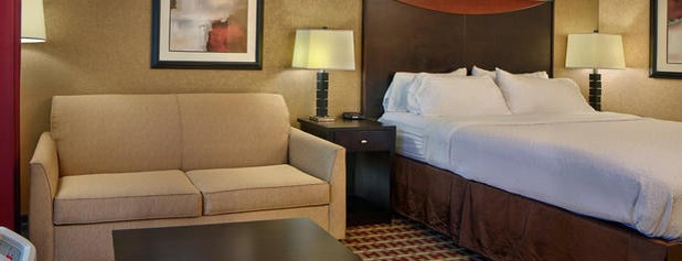 Holiday Inn Jacksonville E 295 Baymeadows is one of สถานที่ที่ Lizzie ถูกใจ.