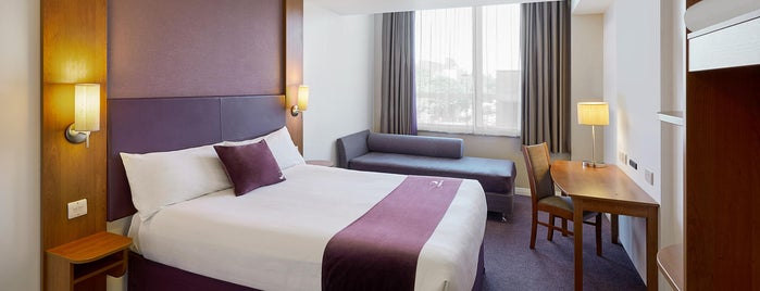 Premier Inn Warrington Central North is one of Carlさんのお気に入りスポット.