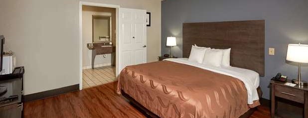 Quality Inn-Fort Gordon is one of Hotels.