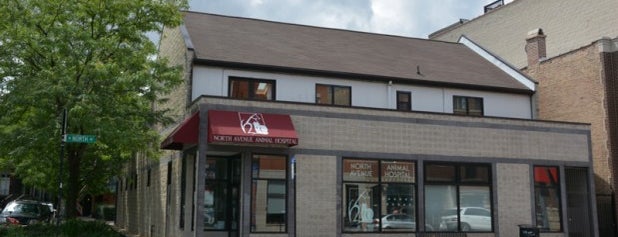 N. Avenue Animal Hospital is one of Lieux qui ont plu à Mary.