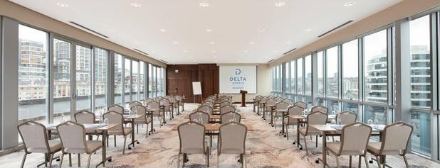 Delta Hotels by Marriott Istanbul Halic is one of Locais curtidos por fortuna.