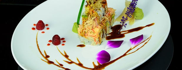 Okinawa Steak & Sushi is one of Lugares favoritos de Aimee.
