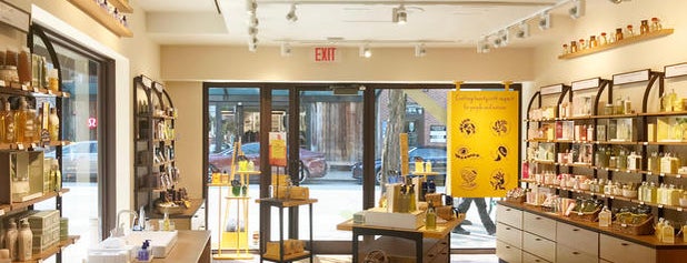 L'Occitane en Provence is one of Must-go shopping places in Pittsburgh for girls.