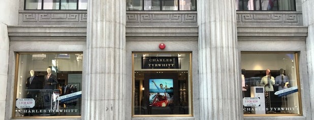 Charles Tyrwhitt is one of Lugares favoritos de Chris.