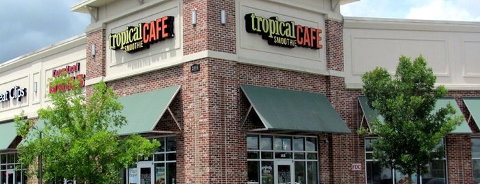 Tropical Smoothie Cafe is one of Lugares favoritos de Justin.