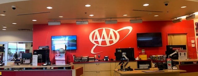 AAA Manassas Car Care Insurance Travel Center is one of สถานที่ที่ Eric ถูกใจ.