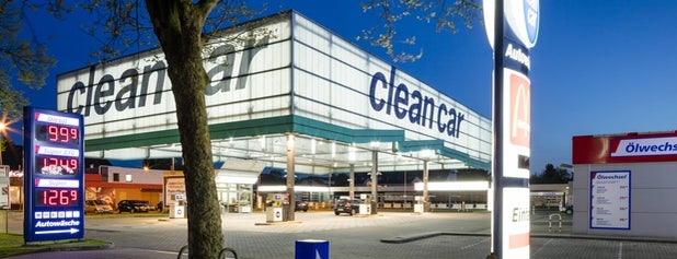 CleanCar is one of สถานที่ที่ Antonia ถูกใจ.