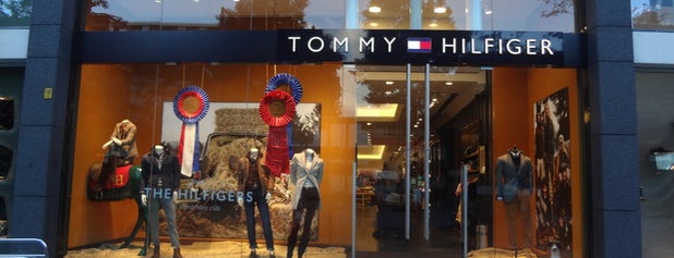 Tommy Hilfiger is one of Tempat yang Disukai Kevin.