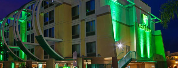 Holiday Inn Oceanside Camp Pendleton Area is one of Locais curtidos por Alley.